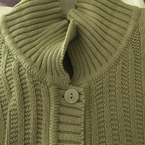 Lovely cotton Liz Claiborne cardigan